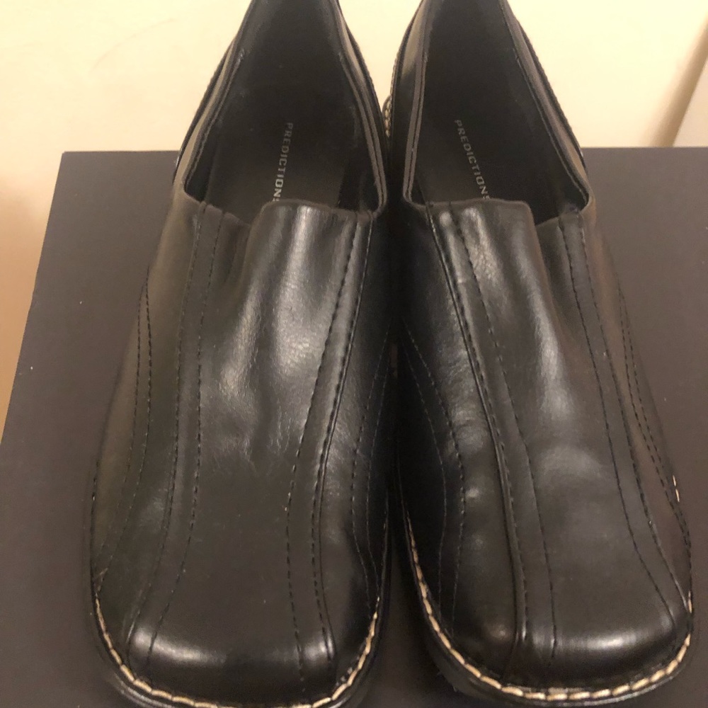 New: Vintage style women shoes